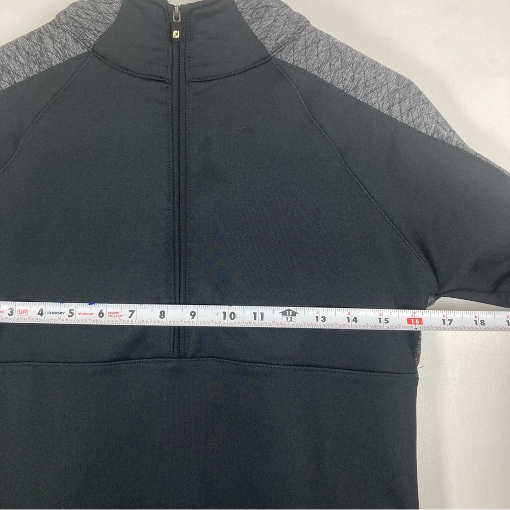 Footjoy Women’s Small Two Tone Black / Grey 1/2 Zip Poly Blend Sweater #27520 - Picture 11 of 14